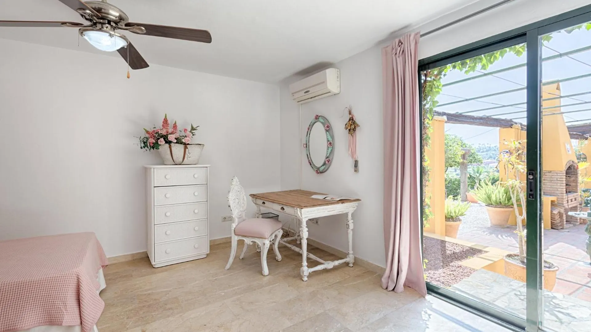 Holiday home Hanami Finca Cumbres Borrascosas Villa Estepona Spain